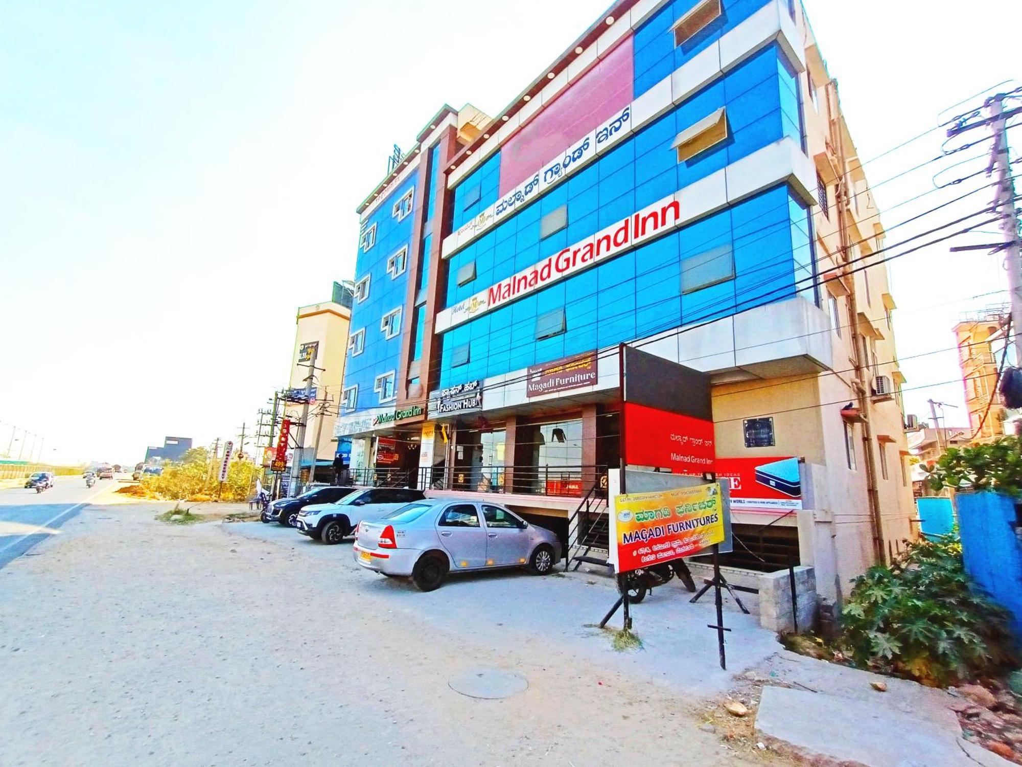Hotel Malnad Grand Inn Kumbalgod Exterior foto