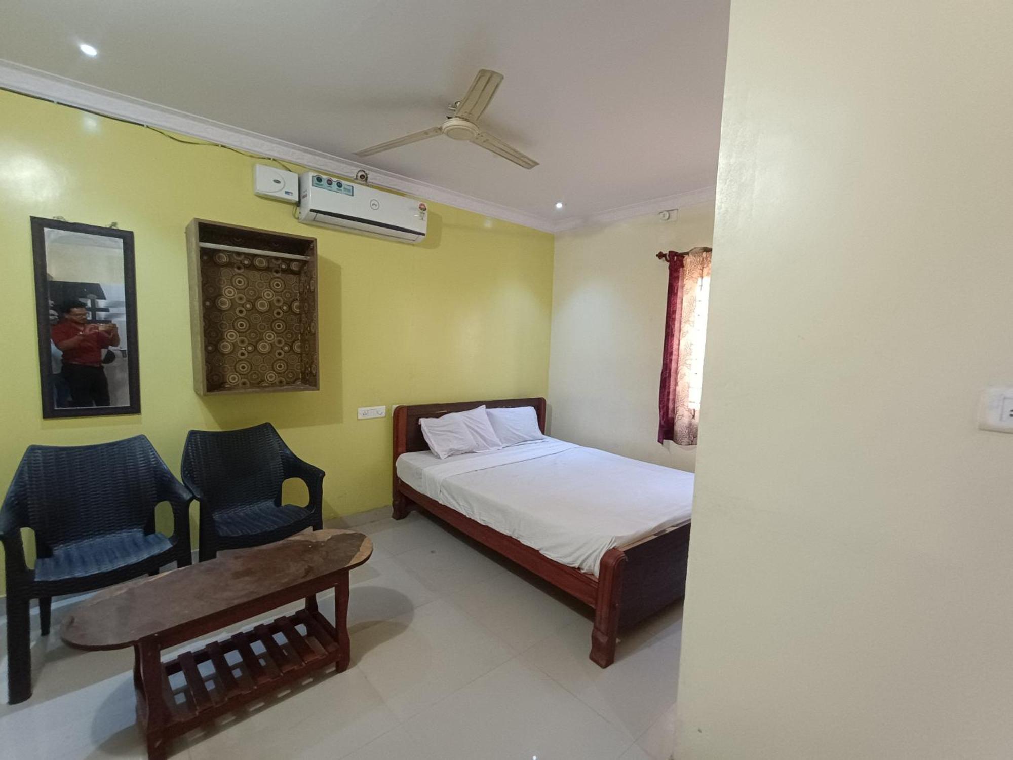 Hotel Malnad Grand Inn Kumbalgod Exterior foto